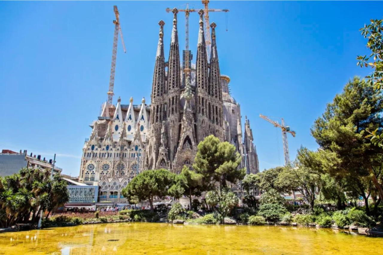 Sweet Inn - Gaudi Avenue บาร์เซโลนา ภายนอก รูปภาพ