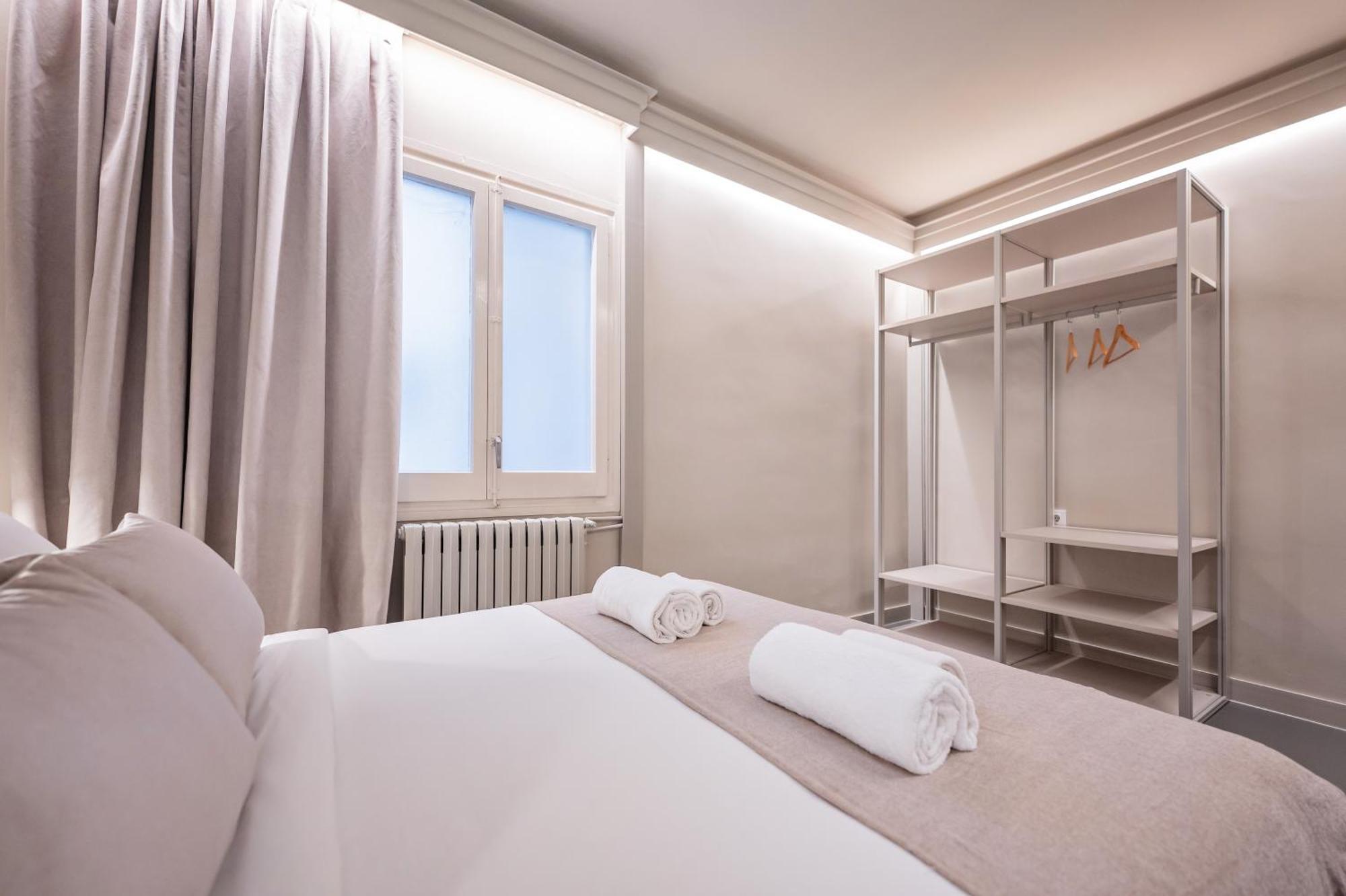 Sweett - Gaudi Avenue Apartment บาร์เซโลนา ภายนอก รูปภาพ